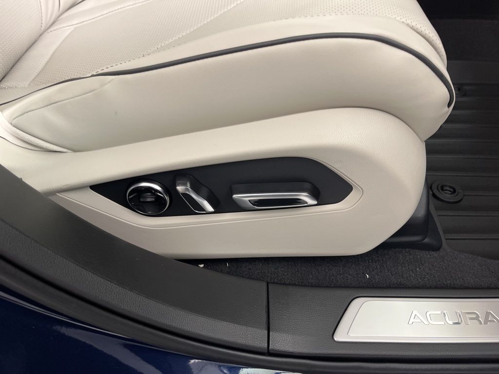 Thumbnail: 2026 Acura RDX - 9