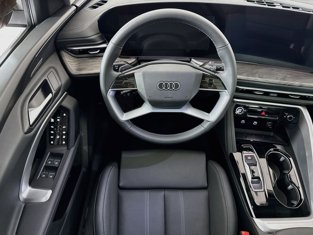 Thumbnail: 2026 Audi Q5 - 11