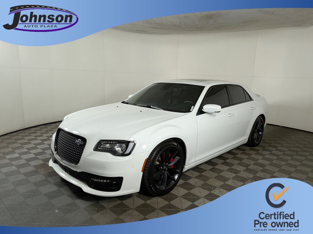 Bright White Clearcoat 2023 Chrysler 300 C RWD Sedan Rear-Wheel Drive 8-Speed Automatic