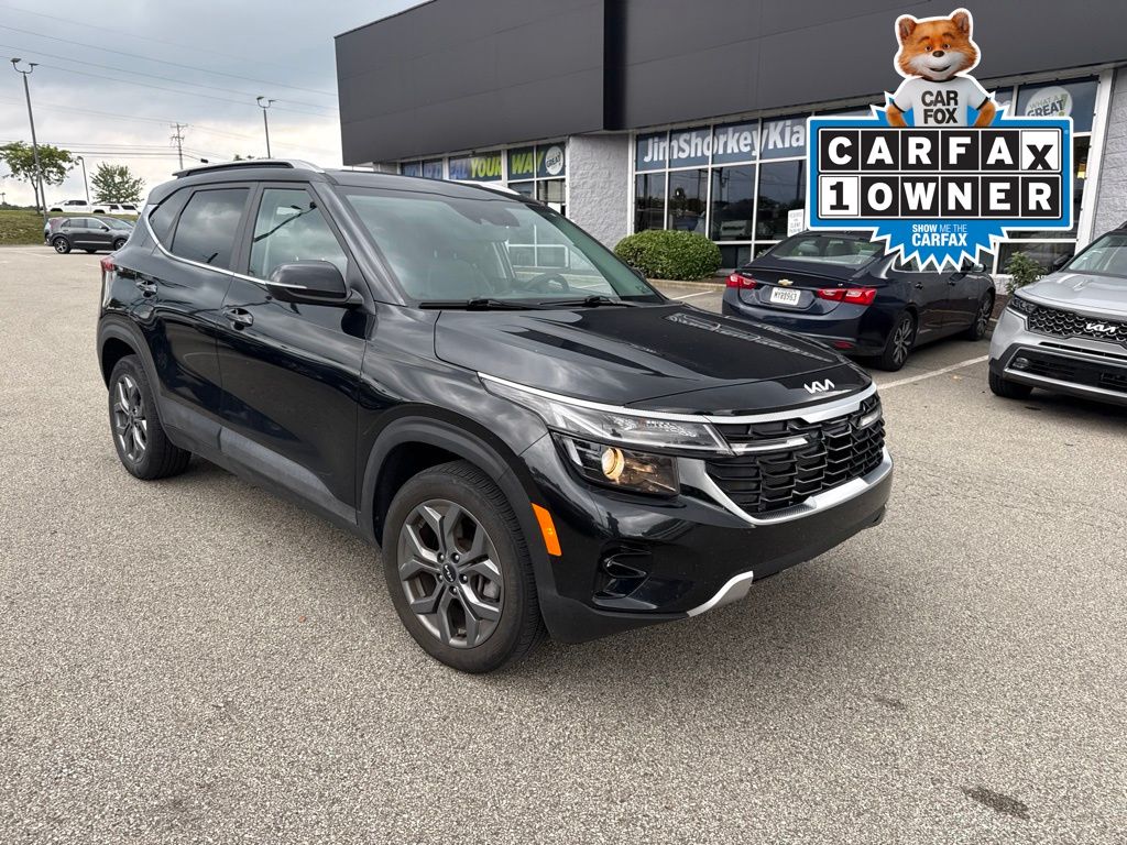 Fusion Black 2024 Kia Seltos SUV / Crossover All-Wheel Drive Continuously Variable Transmission