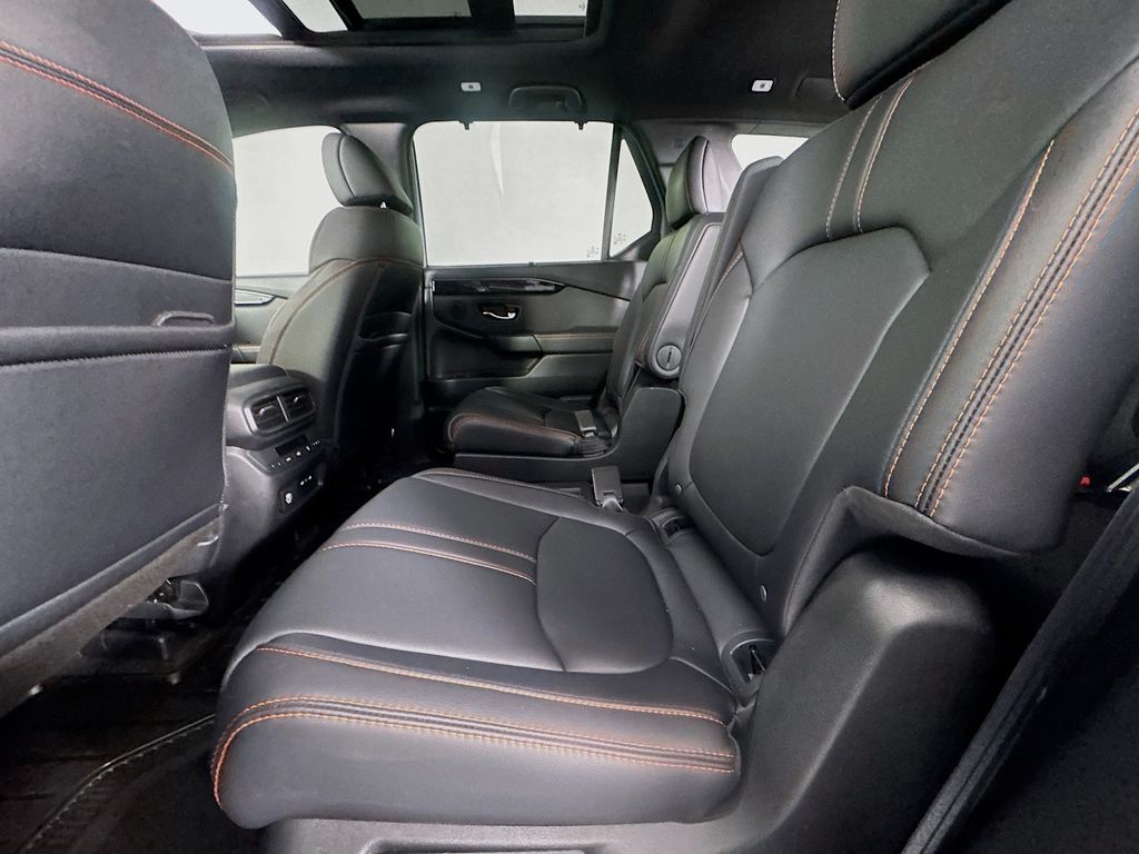 Used Car 2025 Honda Pilot  Trailsport For Sale Under $50,000 In Austin, Texas