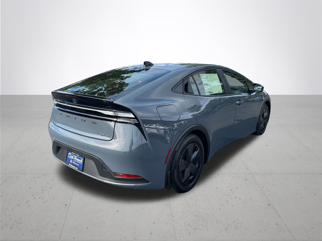 2026 Toyota Prius Plug-In Hybrid SE