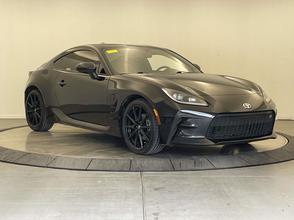 2025 Toyota GR86 Premium - 8