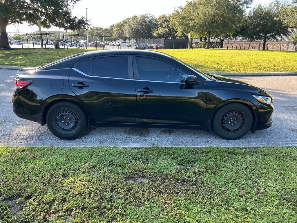 Thumbnail: 2020 Nissan Sentra - 6