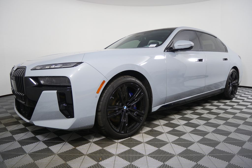 Thumbnail: 2023 BMW 7 Series - 8