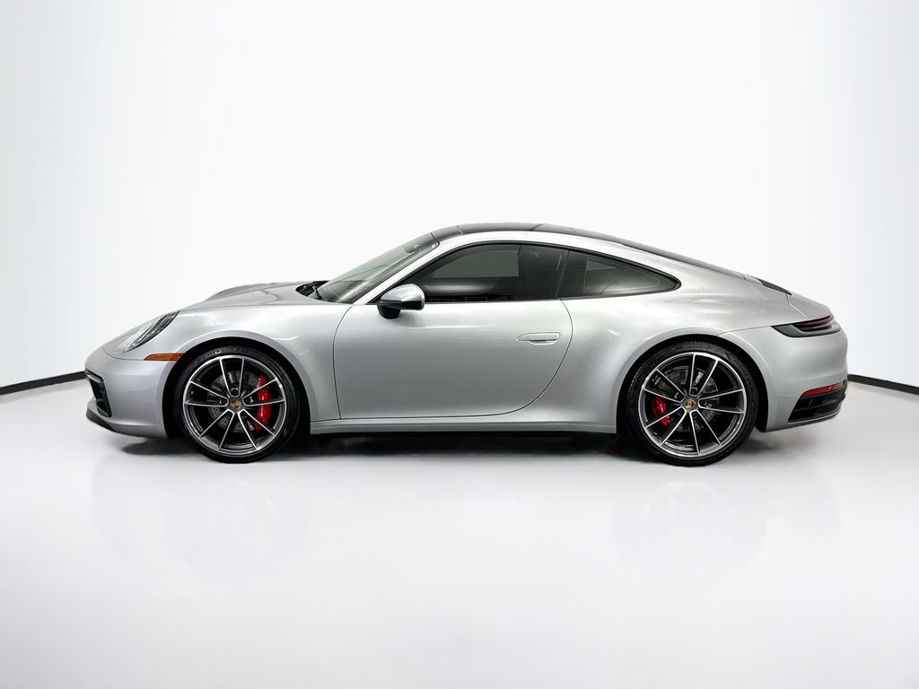 Thumbnail: 2020 Porsche 911 - 2