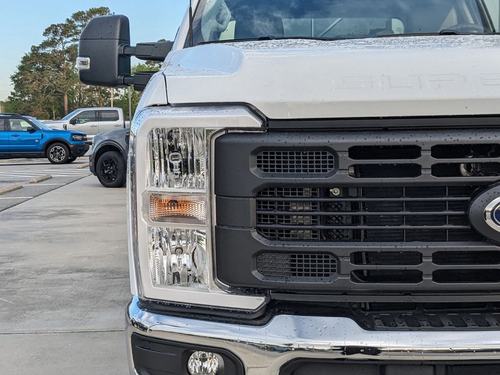 2025 Ford F-250 Super Duty XL