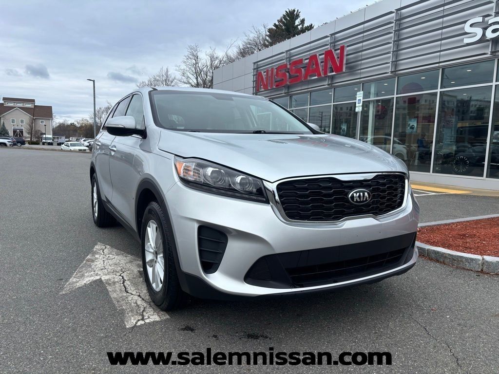Sparkling Silver 2019 Kia Sorento LX FWD SUV / Crossover Front-Wheel Drive 6-Speed Automatic