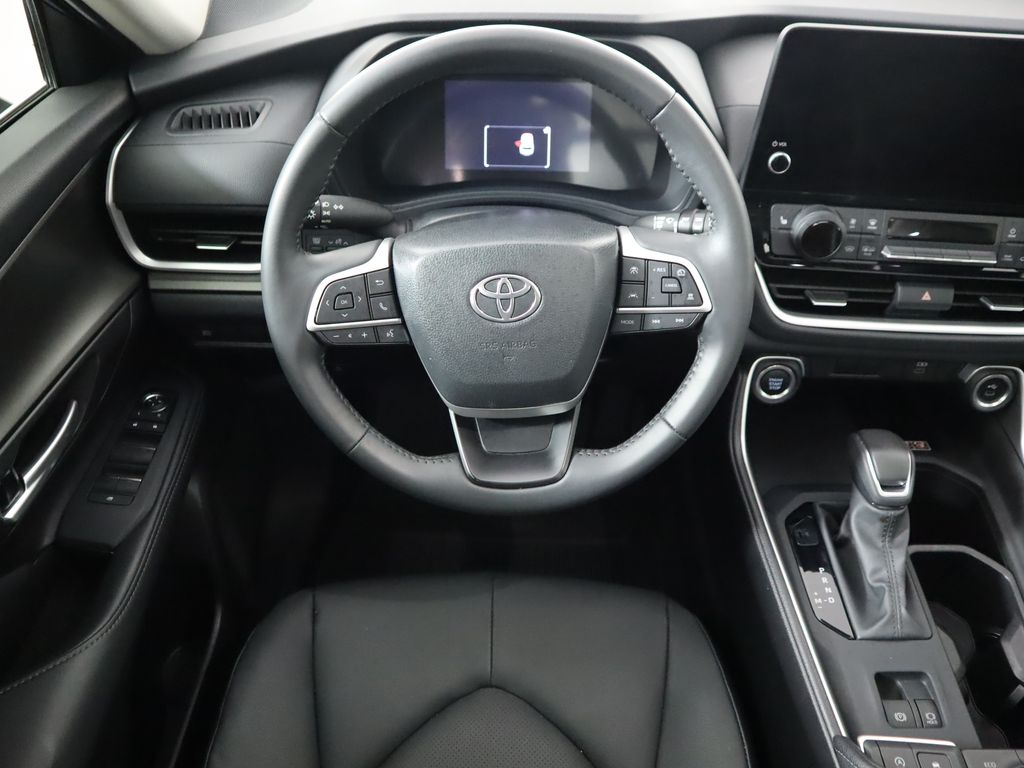 Thumbnail: 2024 Toyota Grand Highlander - 10