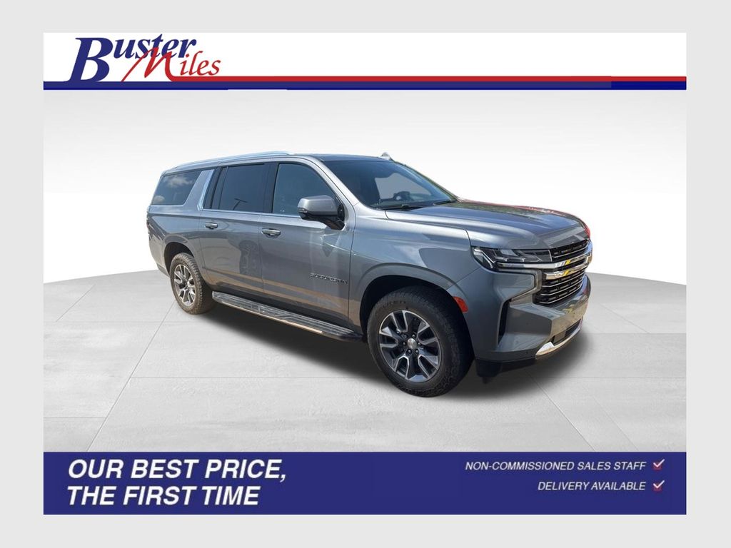 2022 Chevrolet Suburban LT RWD