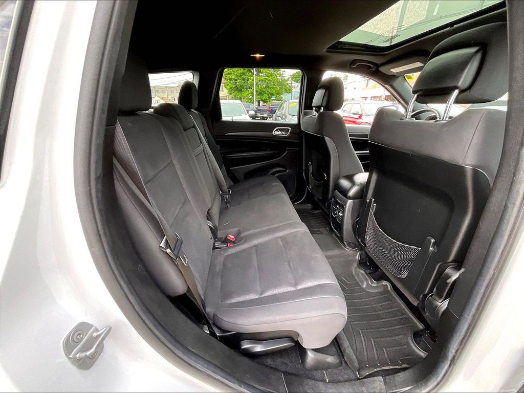 2014 Jeep Grand Cherokee — photo 16