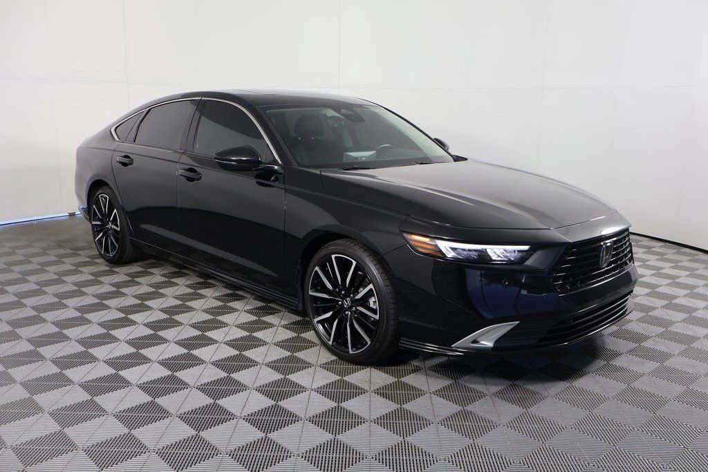 Thumbnail: 2023 Honda Accord - 3