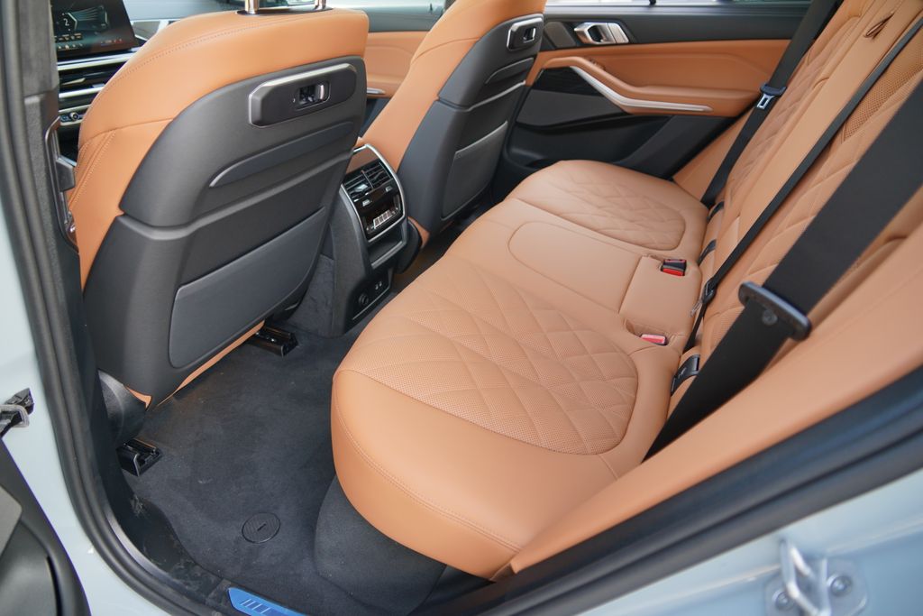 Thumbnail: 2026 BMW X5 - 19