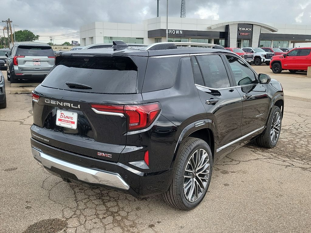 2026 GMC Terrain Denali - 9