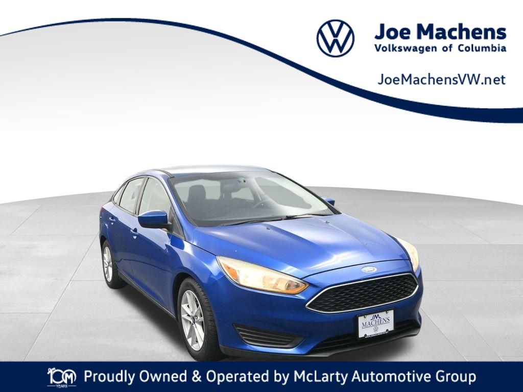 Lightning Blue Metallic 2018 Ford Focus SE Sedan Front-Wheel Drive 6-Speed Automatic