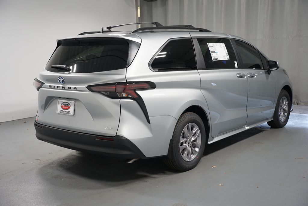 Thumbnail: 2025 Toyota Sienna - 8