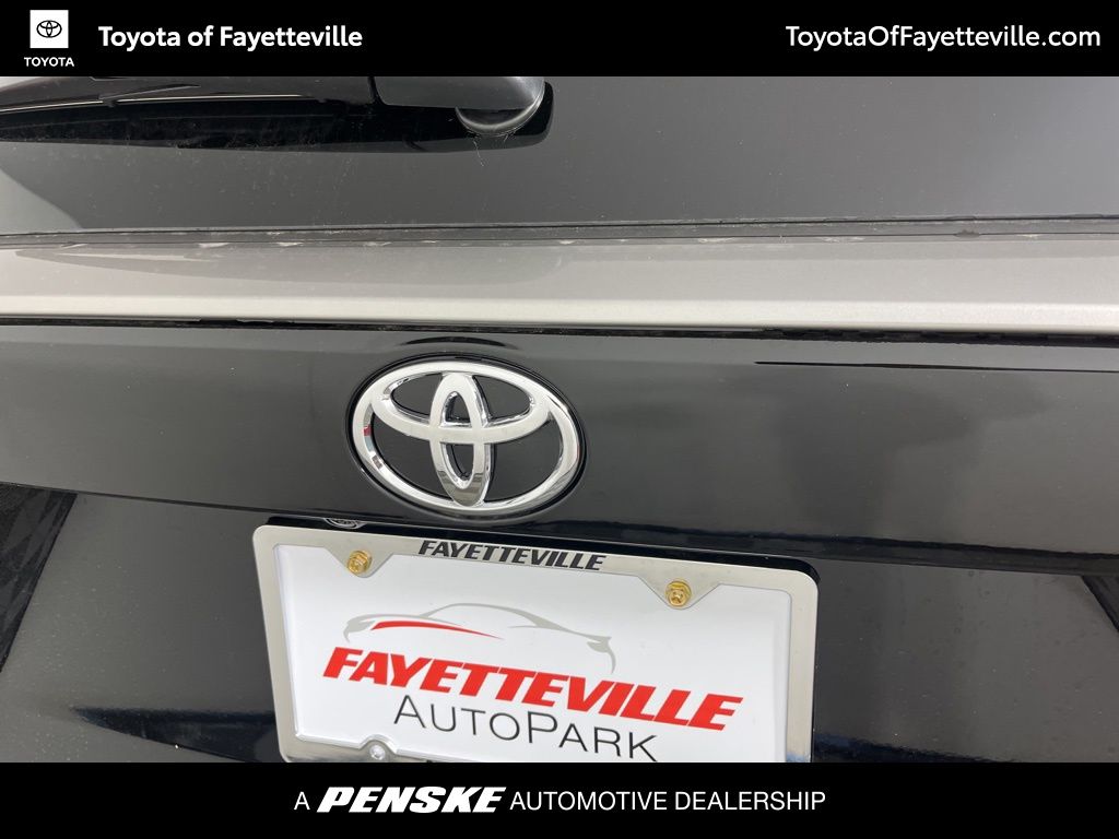 Thumbnail: 2025 Toyota RAV4 - 16
