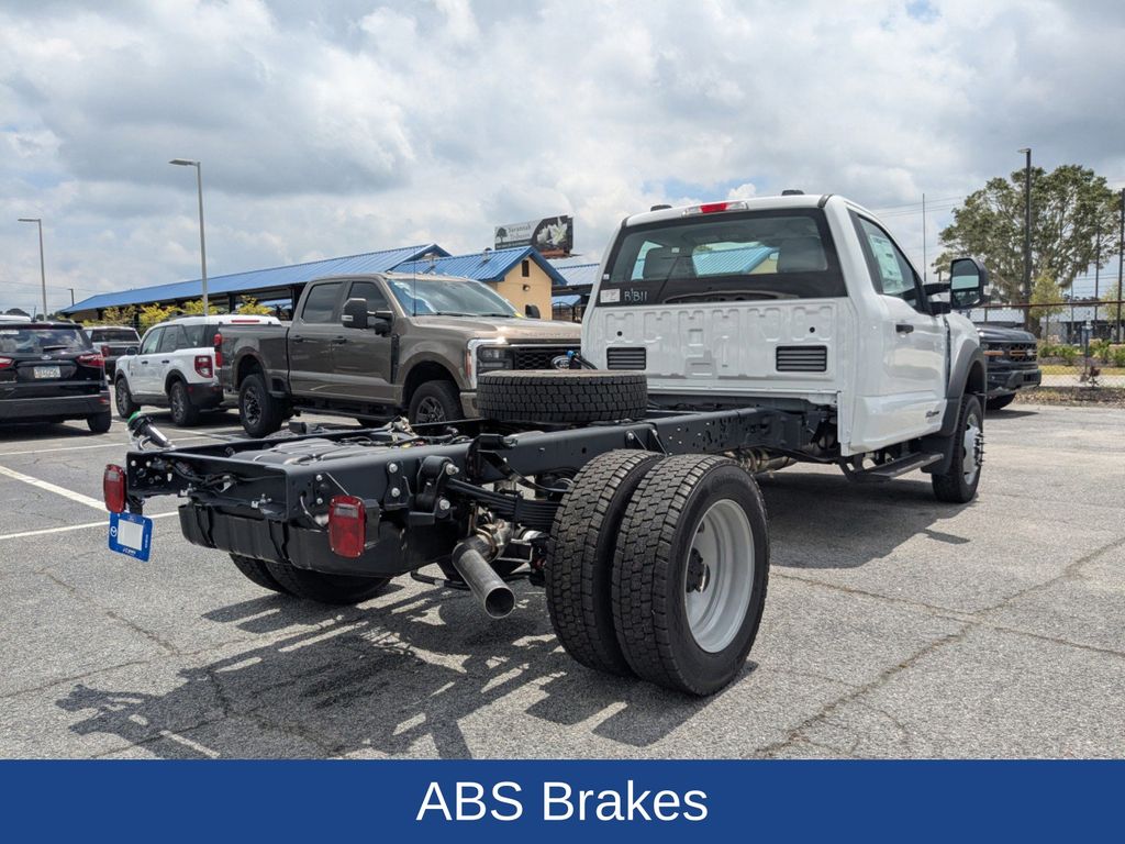 2025 Ford F-550 Super Duty 