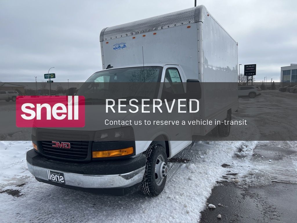 2025 GMC Savana Chassis 3500 177 Cutaway RWD