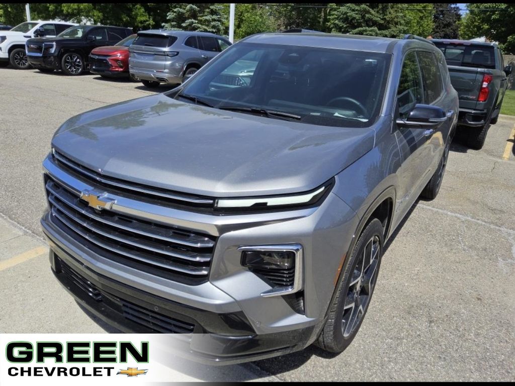 Sterling Gray Metallic 2026 Chevrolet Traverse High Country AWD SUV / Crossover Four-Wheel Drive 8-Speed Automatic