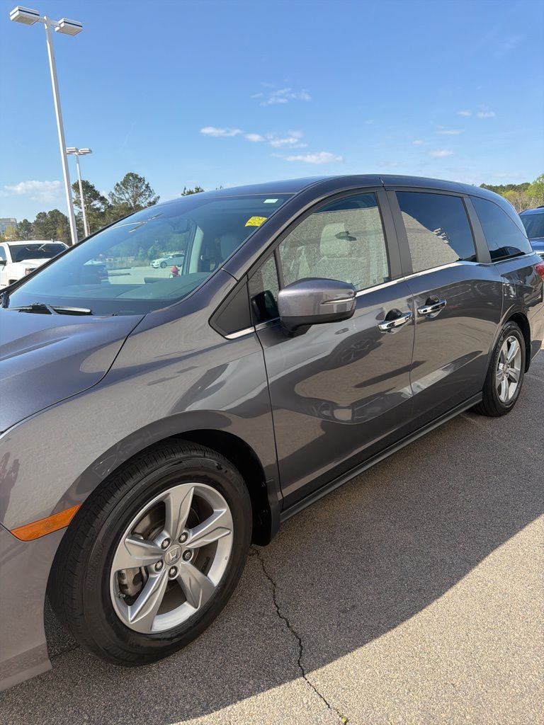 Gray 2018 Honda Odyssey EX-L FWD Minivan Front-Wheel Drive 9-Speed Automatic