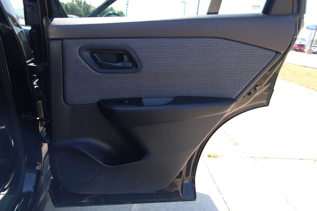 Used 2023 Nissan Rogue SUV