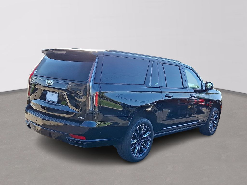 Thumbnail: 2022 Cadillac Escalade - 4