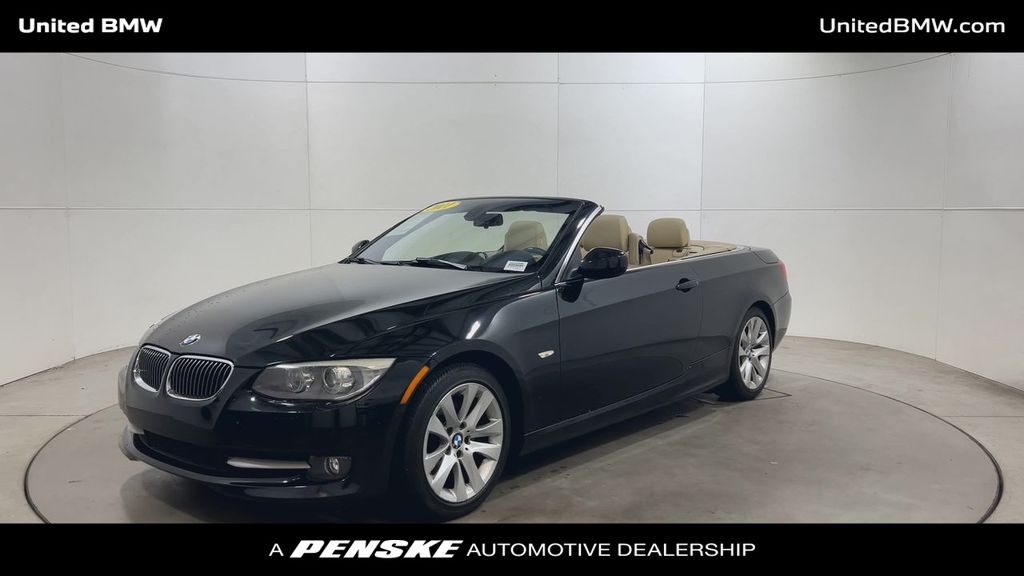 Thumbnail: 2011 BMW 3 Series - 4
