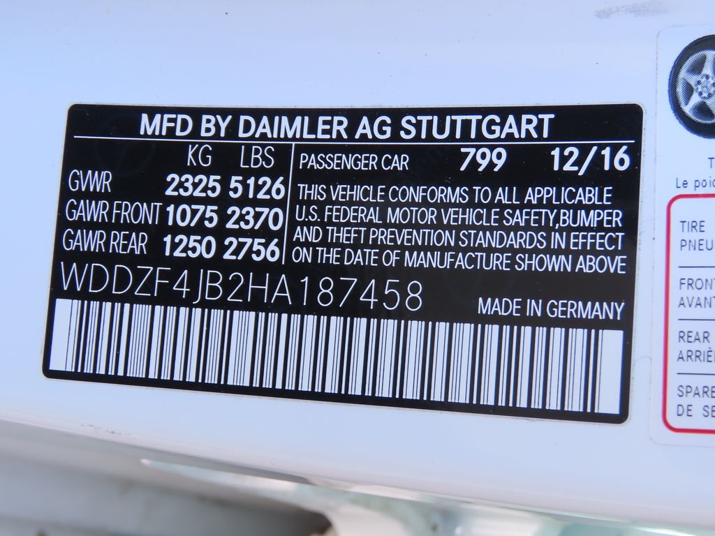 Thumbnail: 2017 Mercedes-Benz E-Class - 21