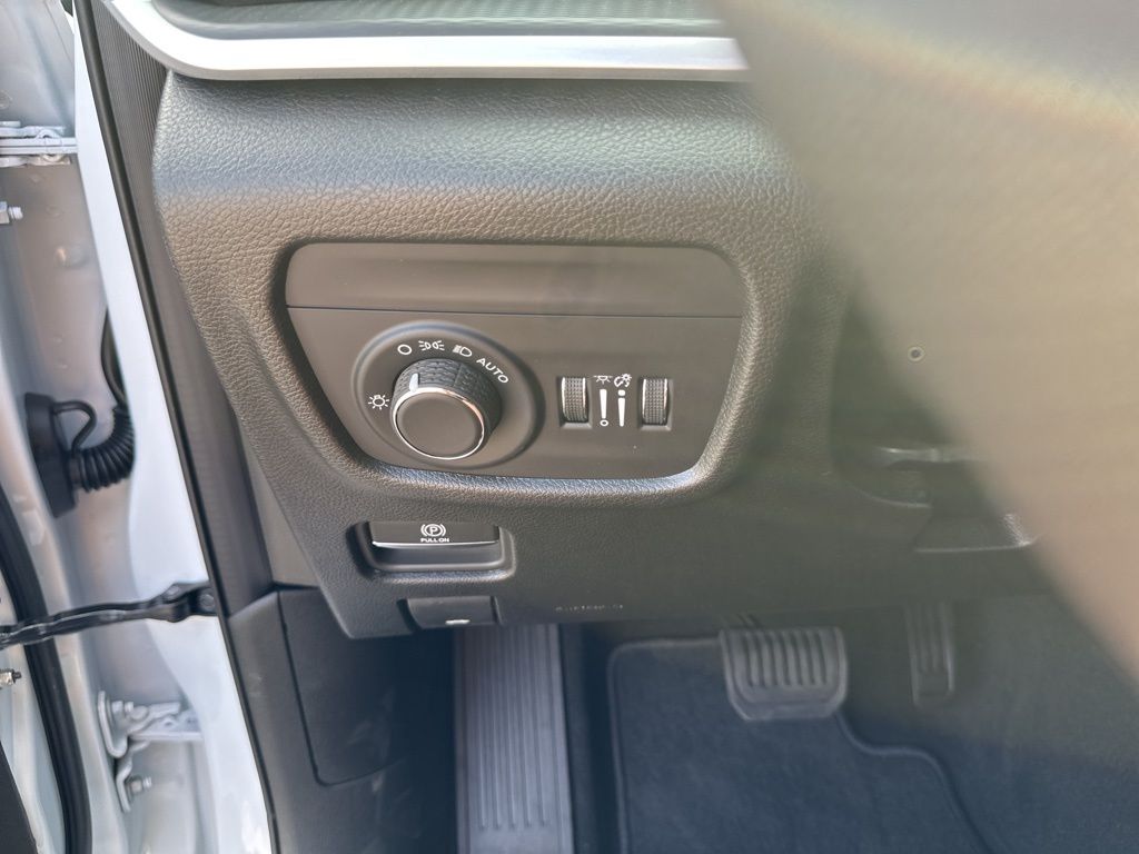 New Car 2025 Jeep Grand Cherokee L  For Sale Under $50,000 In Austin, Texas