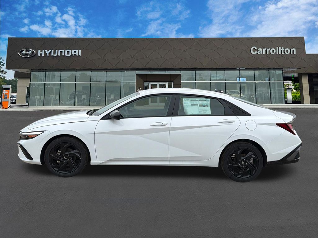 New 2026 White Hyundai SEL Sport image 9