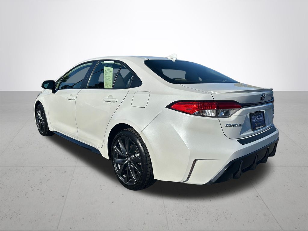 2024 Toyota Corolla Hybrid SE