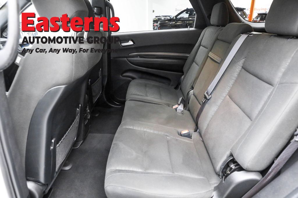 Used 2024 White Dodge SXT image 21