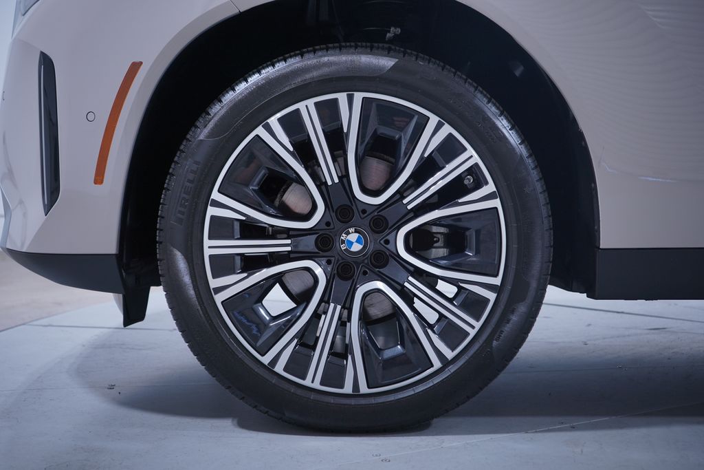 Thumbnail: 2025 BMW X3 - 2