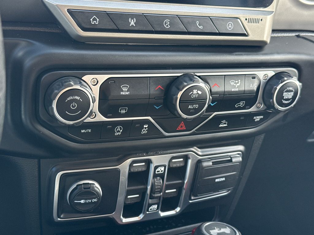 Used 2021 Gray Jeep Unlimited Sport S image 18