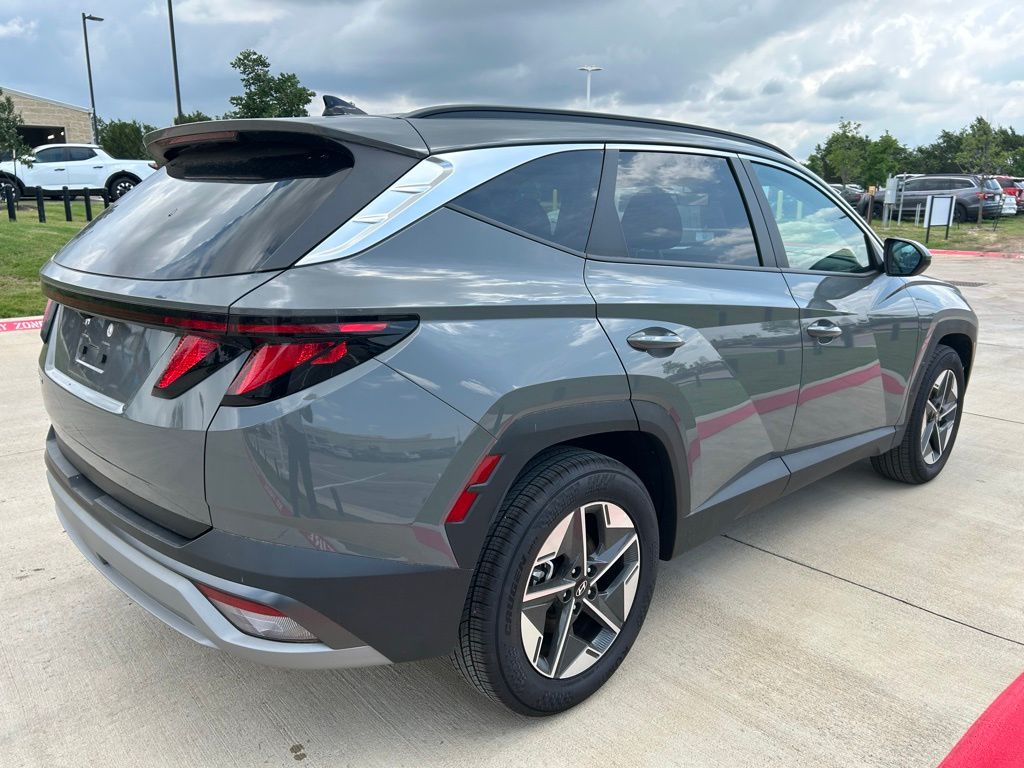 2025 Hyundai Tucson SEL 3