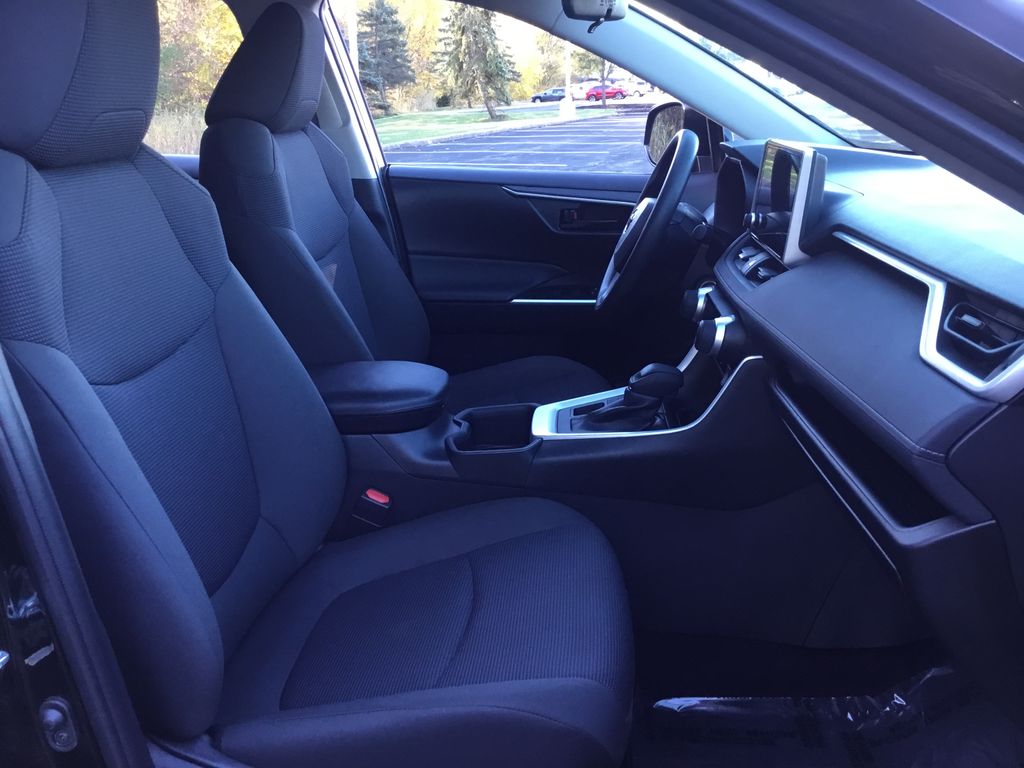 Thumbnail: 2023 Toyota RAV4 - 13