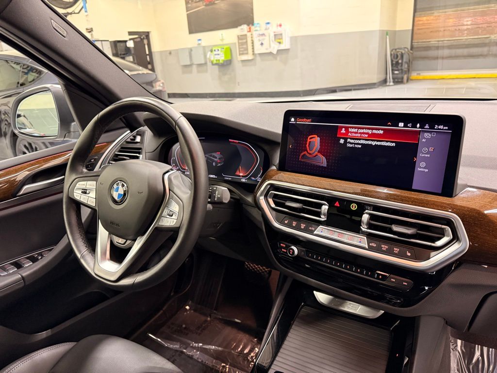 Thumbnail: 2024 BMW X3 - 31