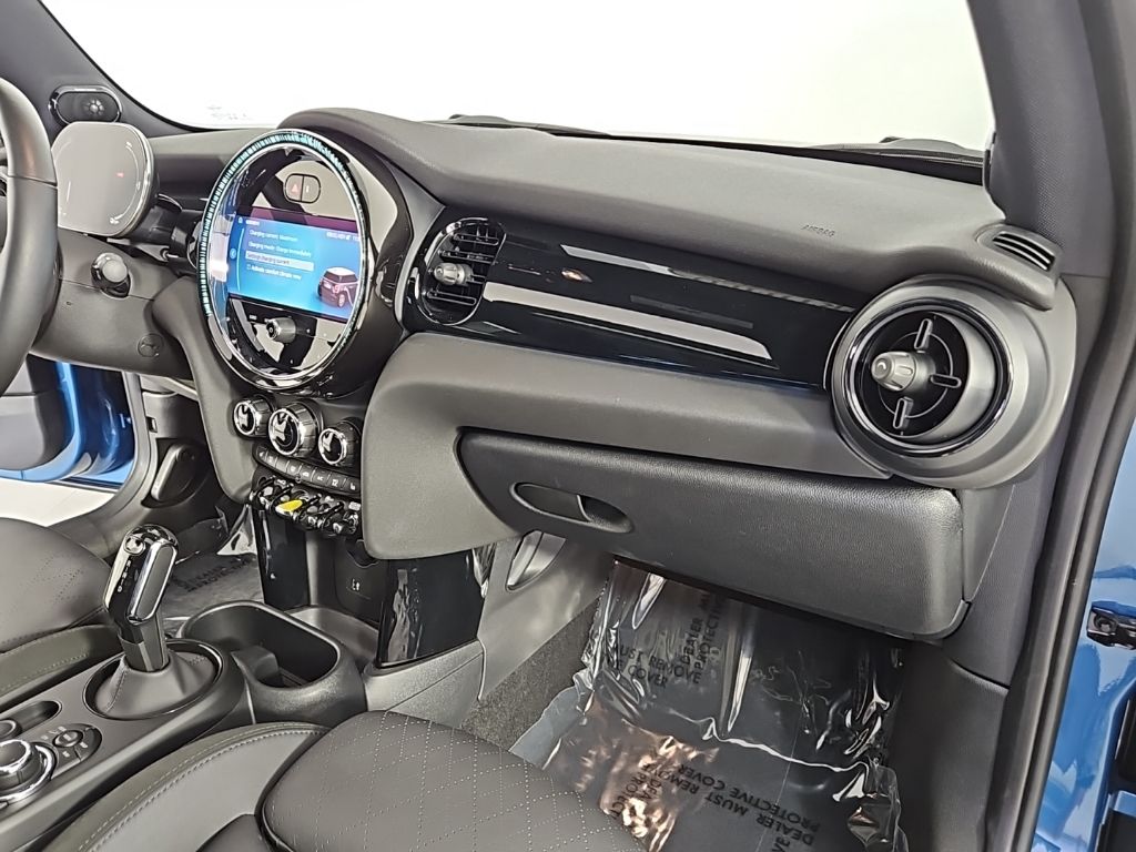 Thumbnail: 2024 MINI Cooper - 14