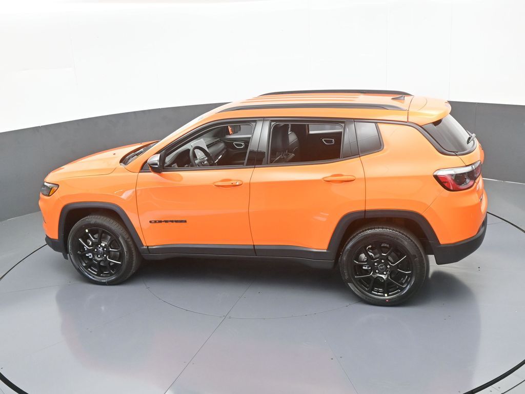 New 2026 Joose Jeep Latitude image 41