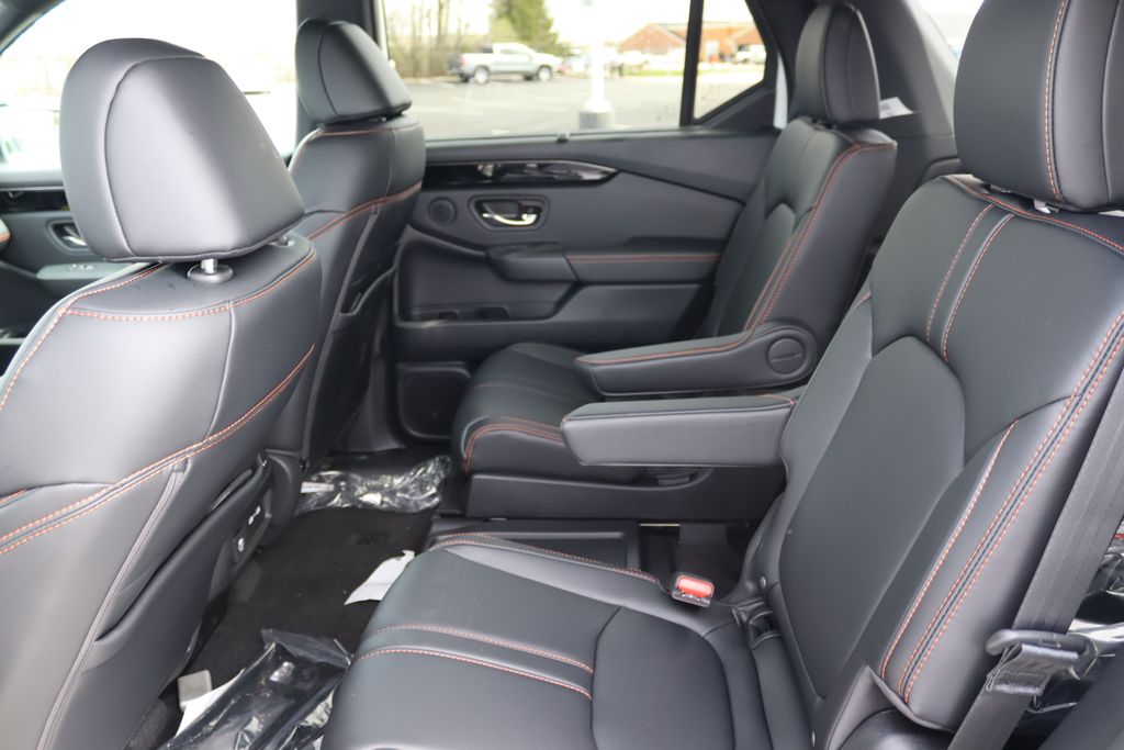 2025 Honda Pilot TrailSport 12
