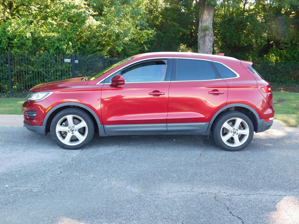 Thumbnail: 2015 Lincoln MKC - 2