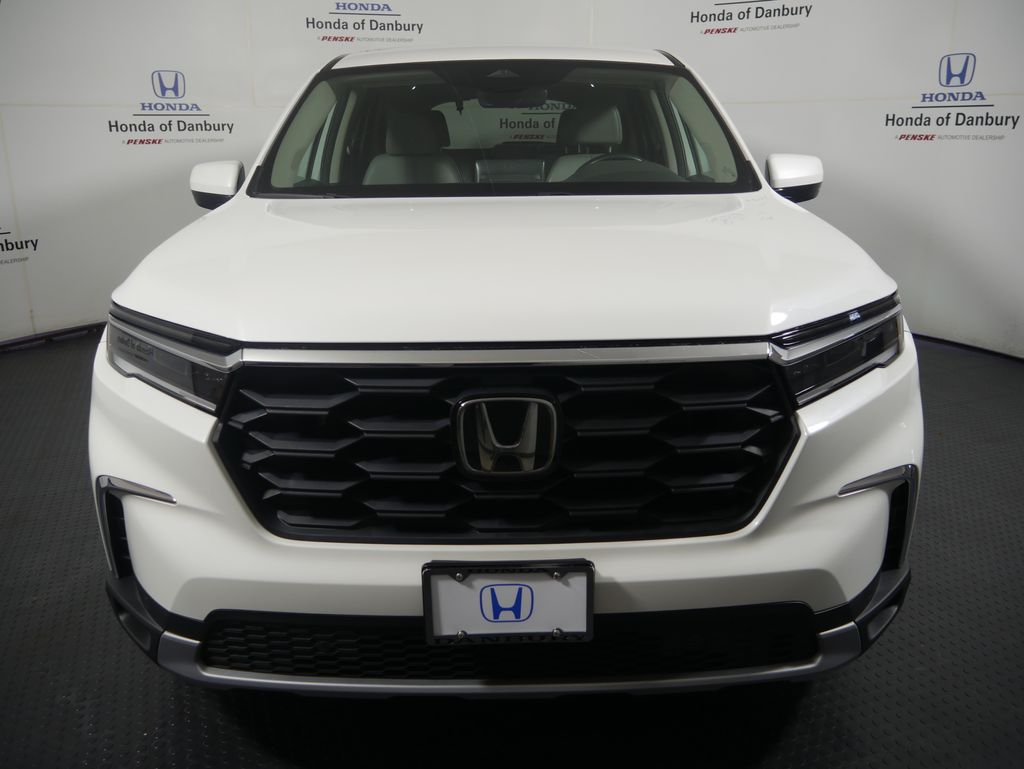 Thumbnail: 2023 Honda Pilot - 2
