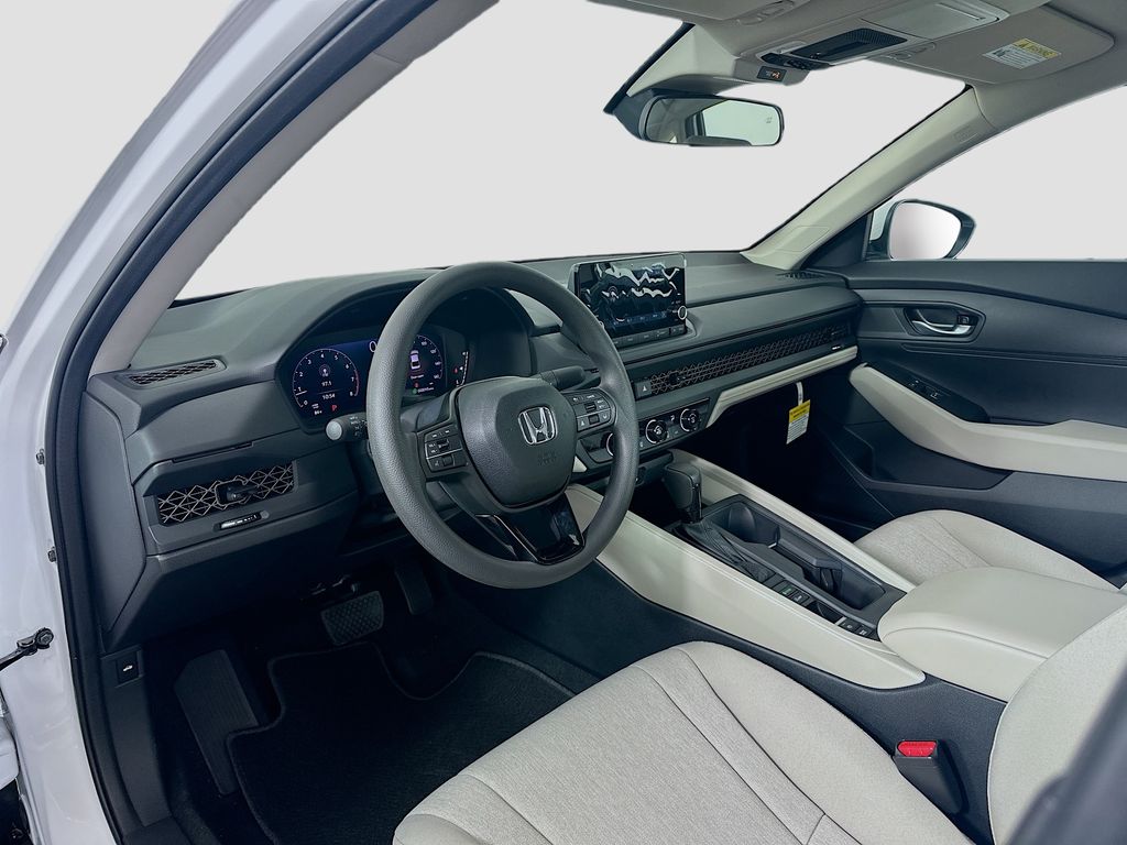 Thumbnail: 2025 Honda Accord - 9