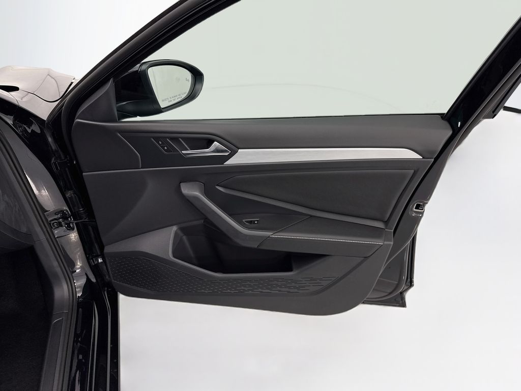Thumbnail: 2027 Volkswagen Jetta - 23