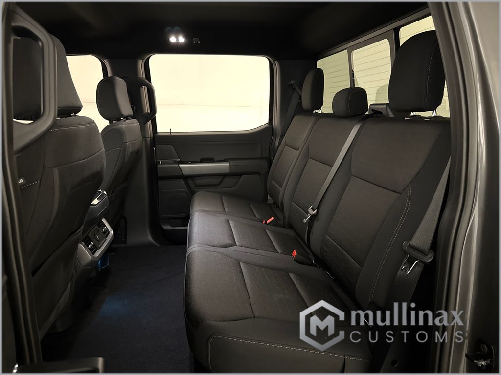 New 2026 Gray Ford XLT image 13