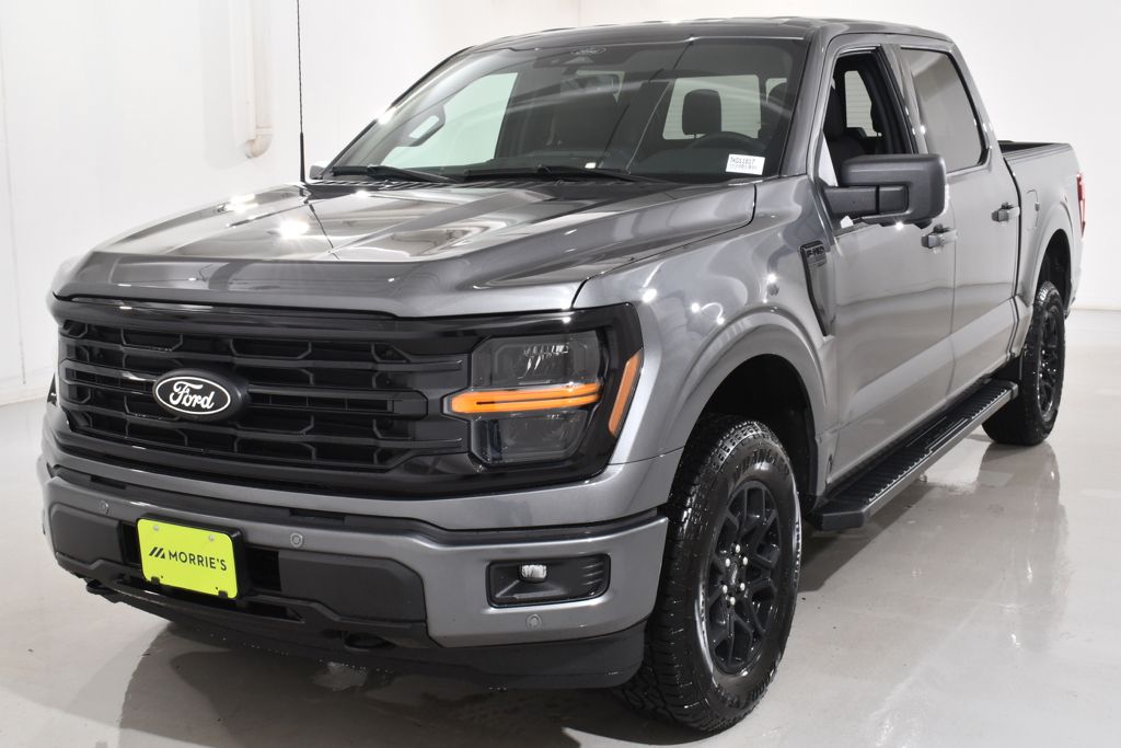New 2026 Gray Ford XLT image 2