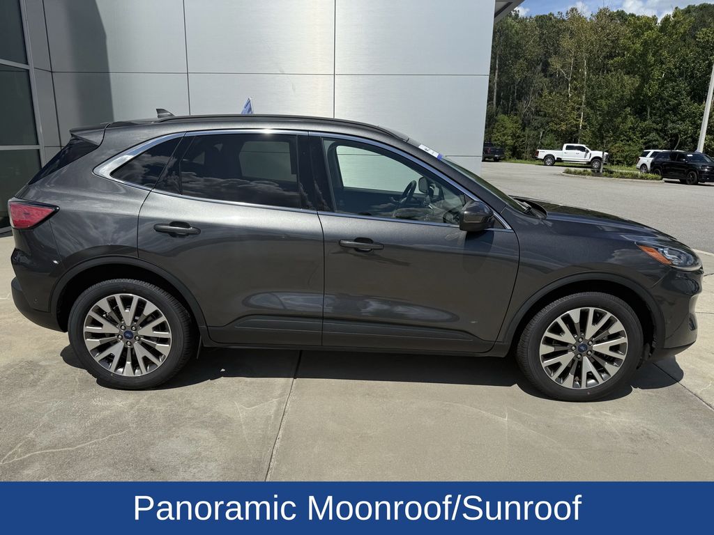 2020 Ford Escape Titanium