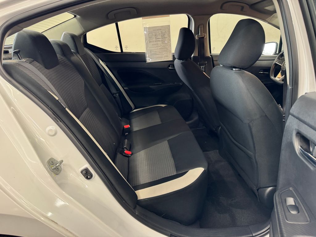2021 Nissan Versa 1.6 SV