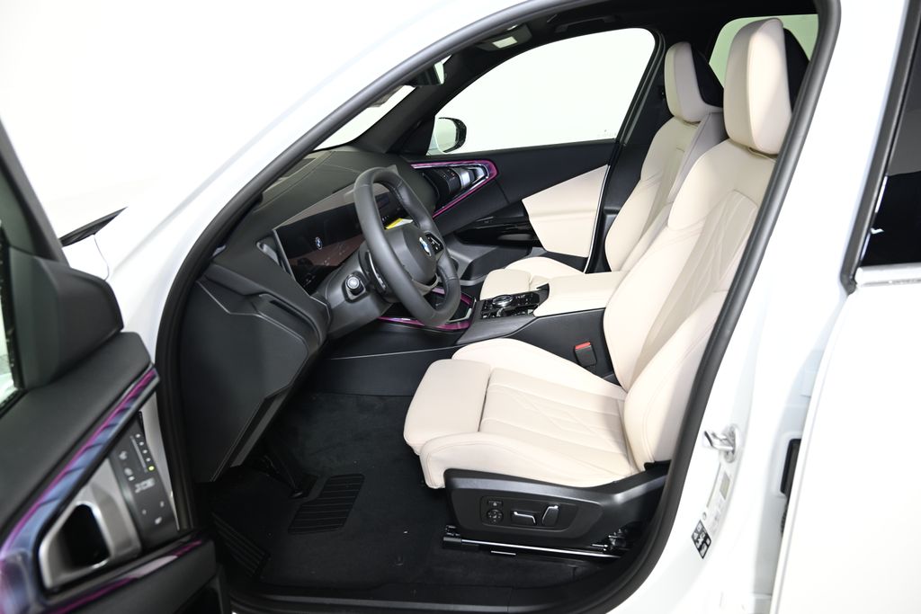 Thumbnail: 2026 BMW X3 - 14